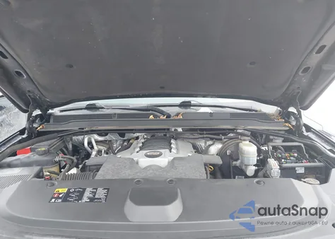 2015 Cadillac Escalade Premium z USA, uszkodzony, nr VIN 1GYS4NKJXFR666815